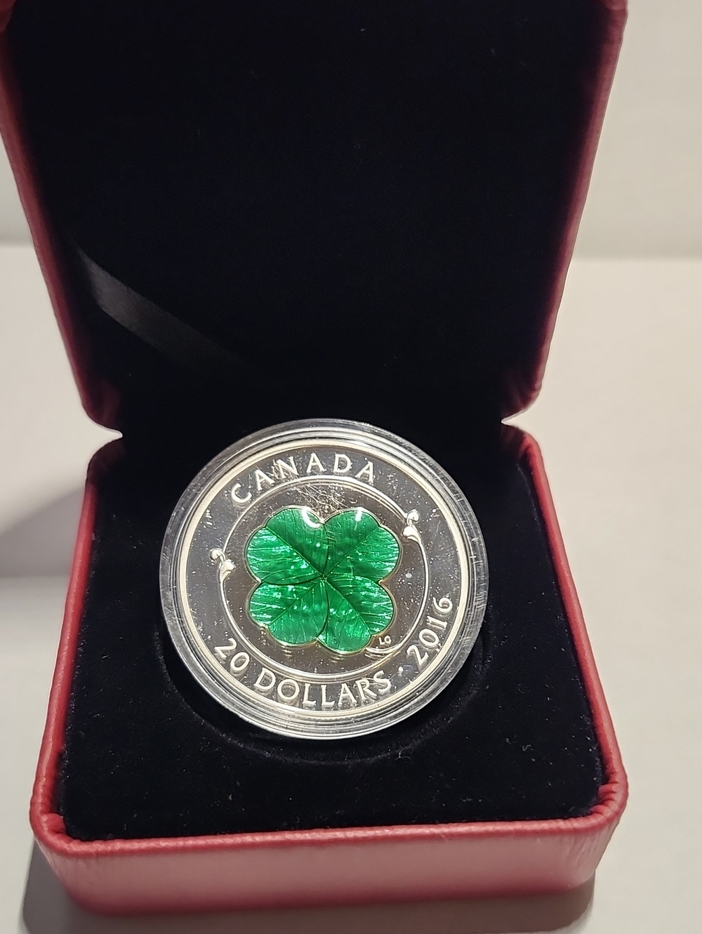 Silver Canadian $20 Coin with Green Four-Leaf Clover - 2016
